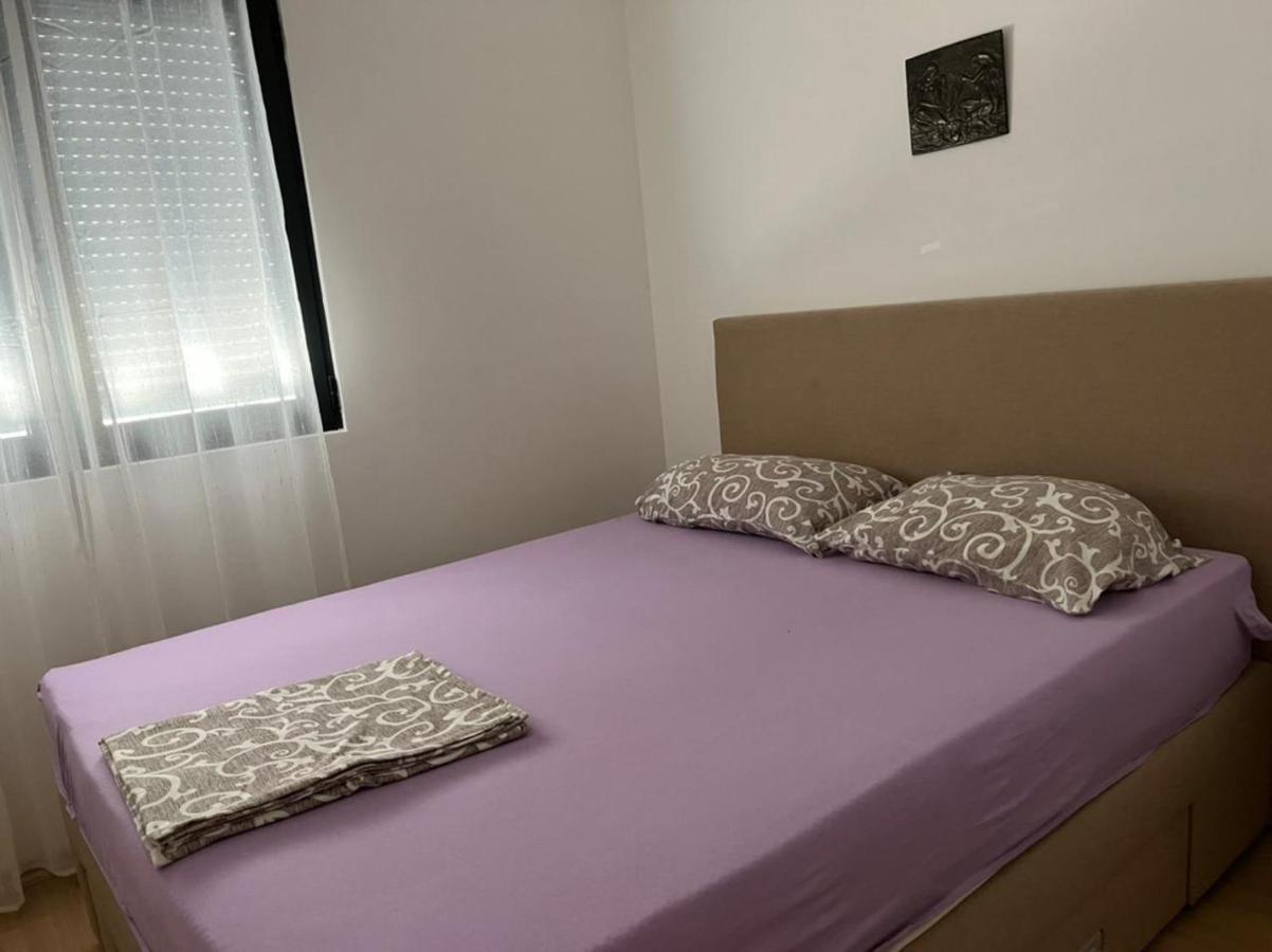 Lovely Pink Flat Διαμέρισμα Ποντγορίτσα Εξωτερικό φωτογραφία