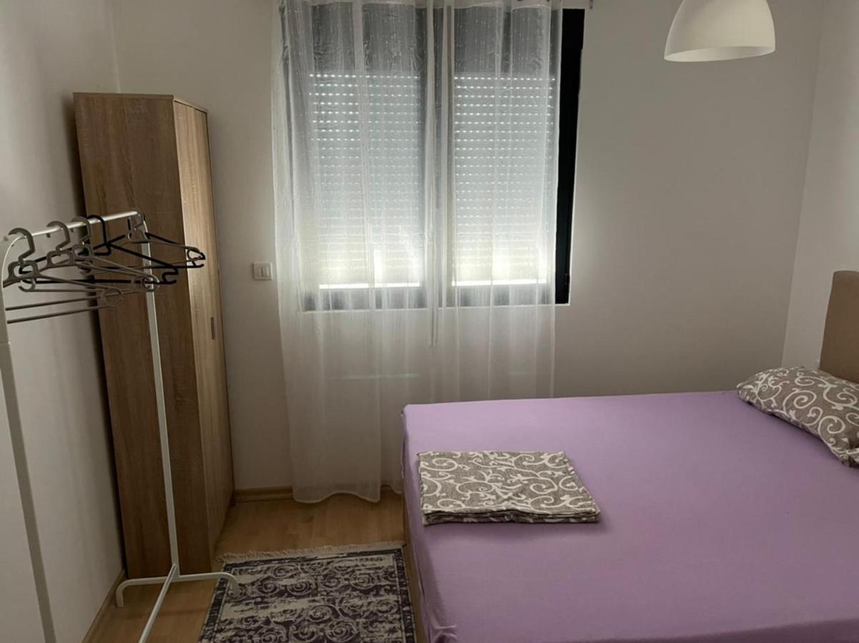 Lovely Pink Flat Διαμέρισμα Ποντγορίτσα Εξωτερικό φωτογραφία