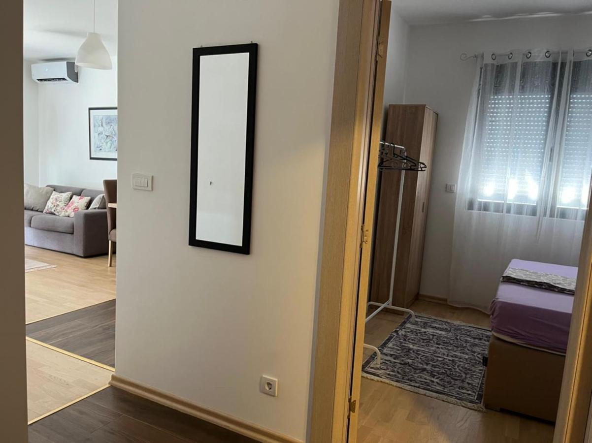 Lovely Pink Flat Διαμέρισμα Ποντγορίτσα Εξωτερικό φωτογραφία
